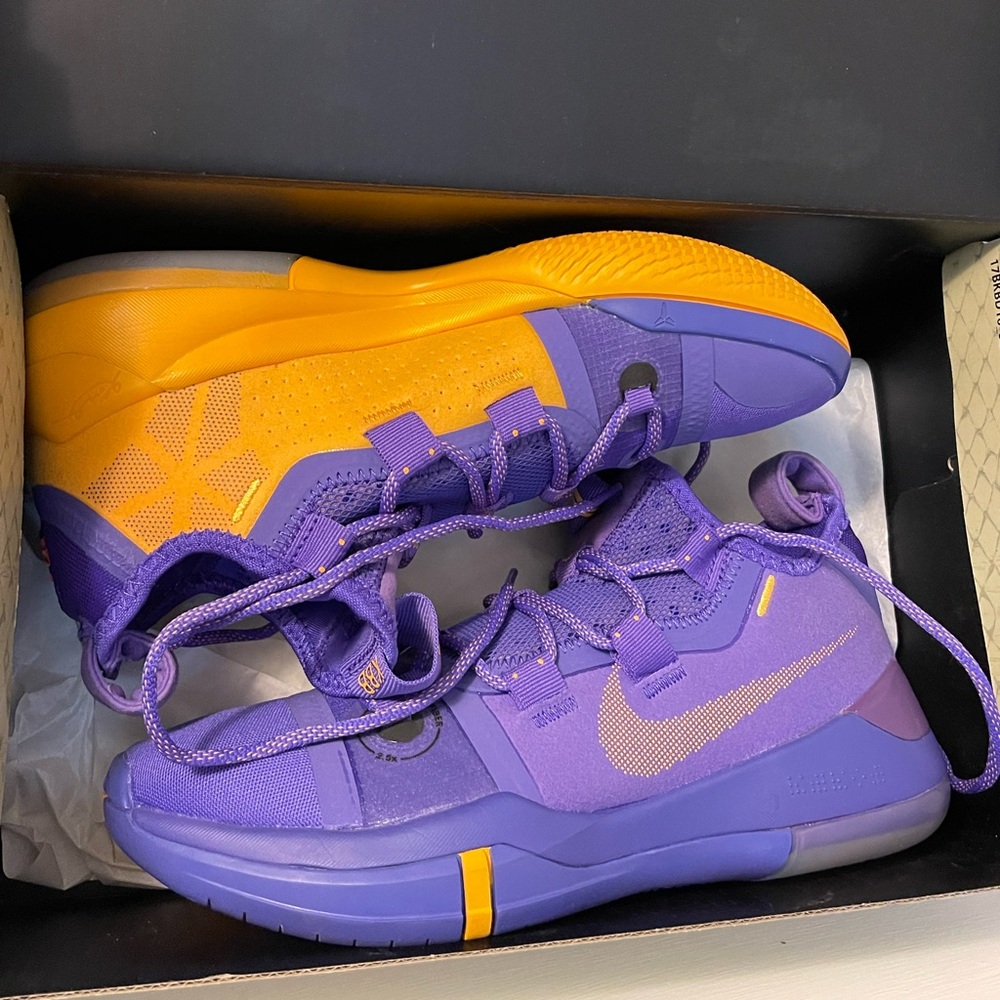 Nike Kobe AD Exodus Lakers Hyper Grape Purple Yellow US 6 rare. Like new